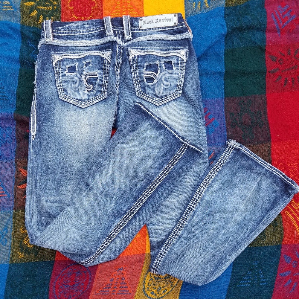 Size 28 rock revival Jean's